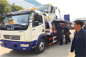 秦淮汽车道路救援拖车价格